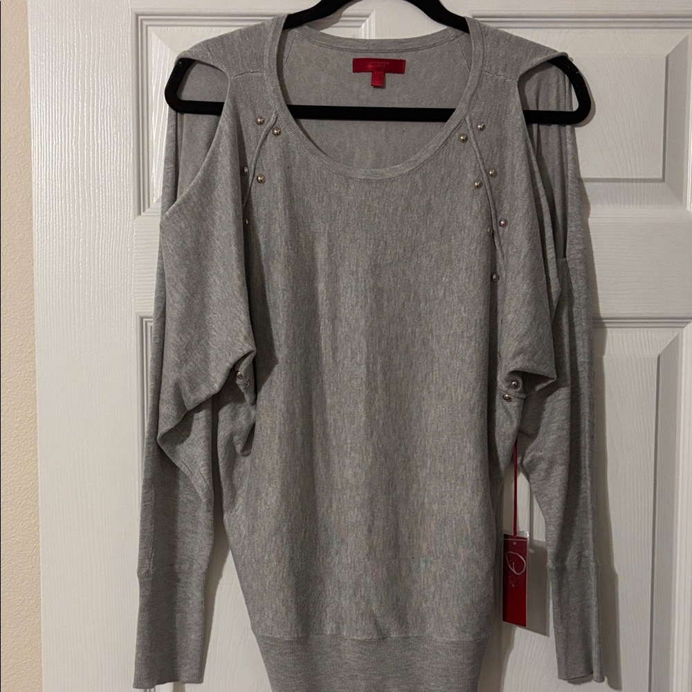 Jennifer Lopez Gray Off-the-Shoulder Sweater